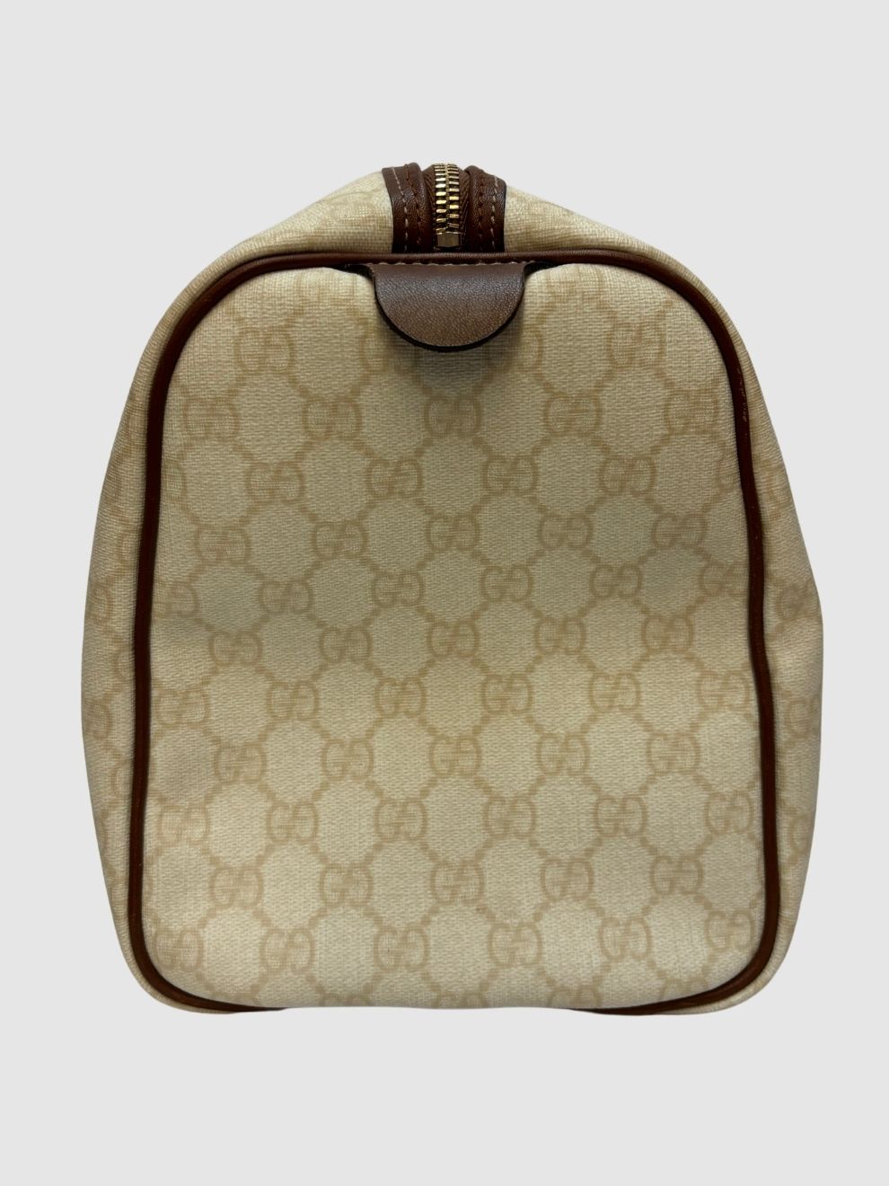 Cremeweiße Bowling-Bag Modell Joy mit braunen Lederdetails von Gucci