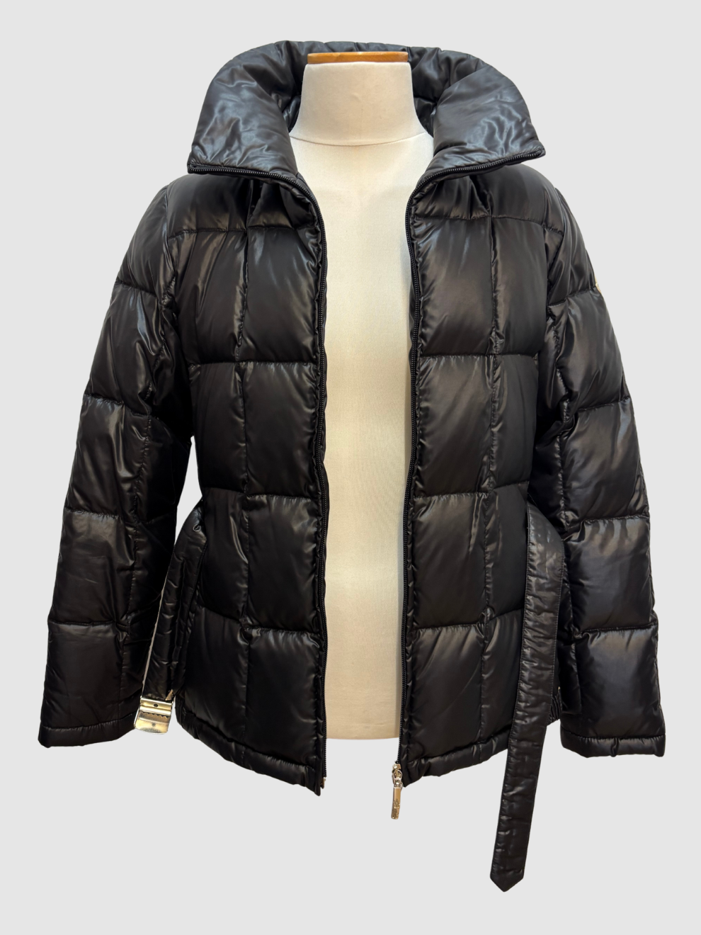 Schwarze Daunenjacke von Moncler