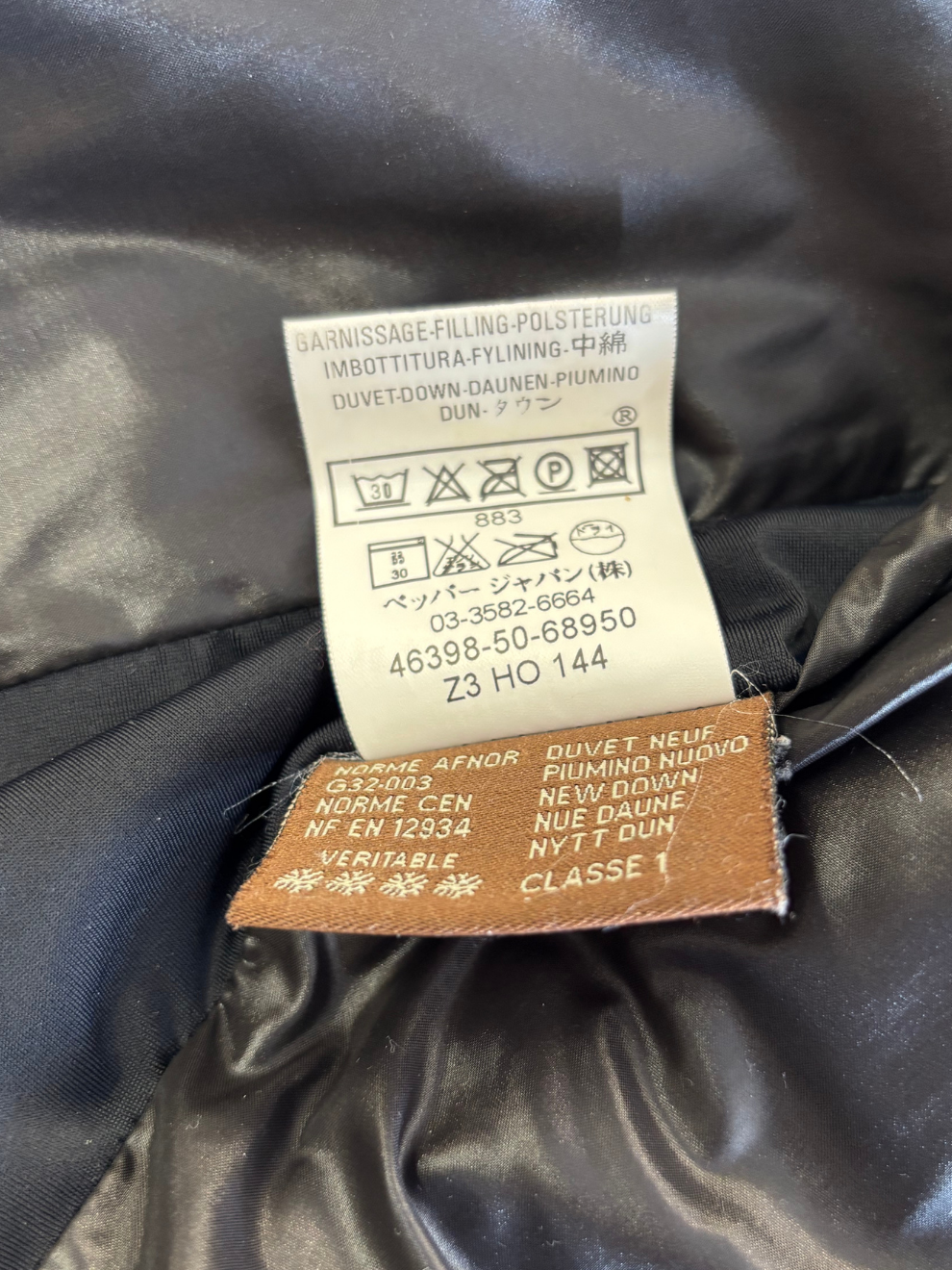 Schwarze Daunenjacke von Moncler